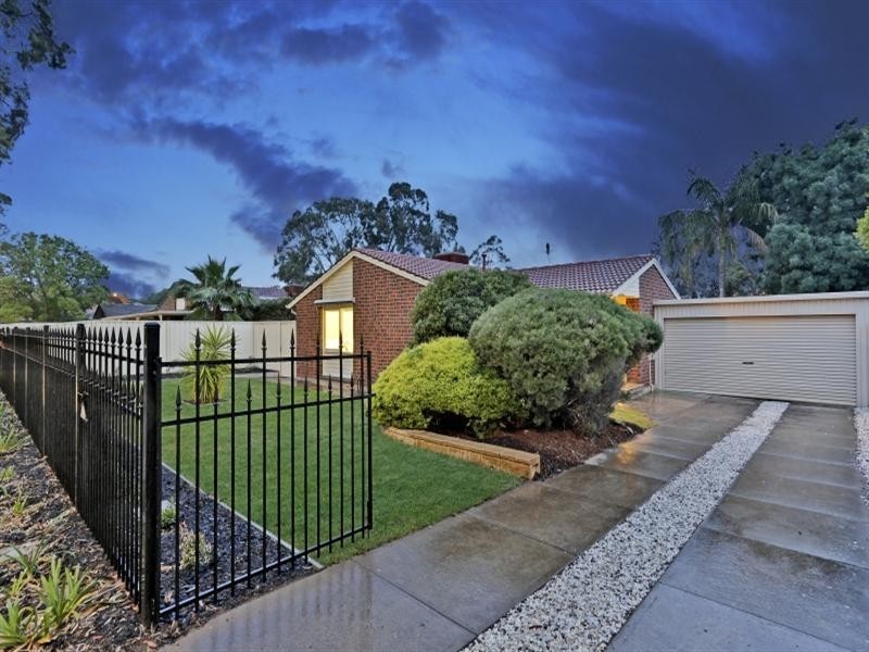 13 Heathersett Dv, Salisbury Park SA 5109