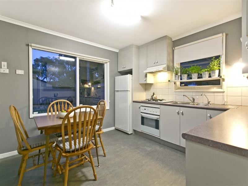 13 Heathersett Dv, Salisbury Park SA 5109