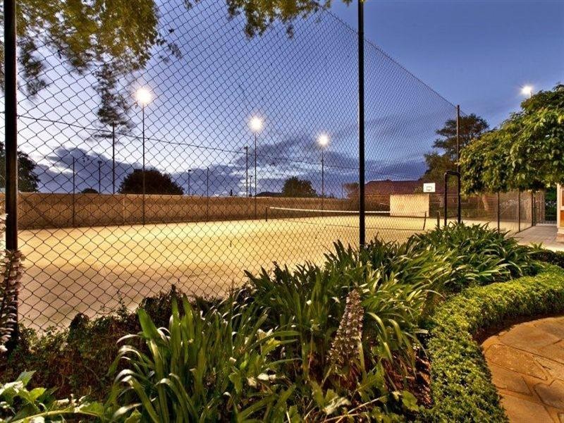 12 Gillard Drive, Rosslyn Park SA 5072