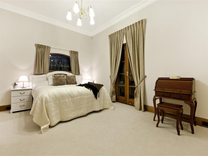 12 Gillard Drive, Rosslyn Park SA 5072