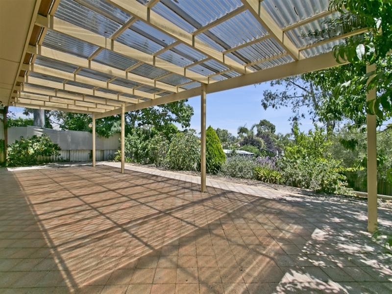 4 Wongabeena Drive, Surrey Downs SA 5126