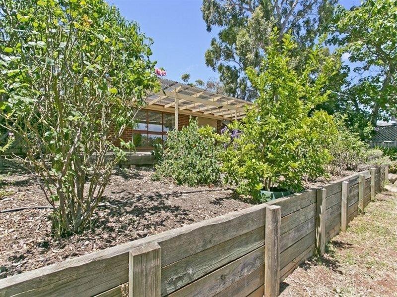 4 Wongabeena Drive, Surrey Downs SA 5126