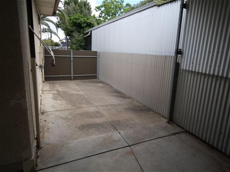 25 Burman Avenue, Gilles Plains SA 5086