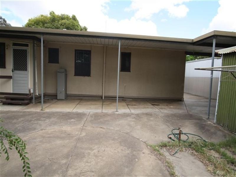 25 Burman Avenue, Gilles Plains SA 5086