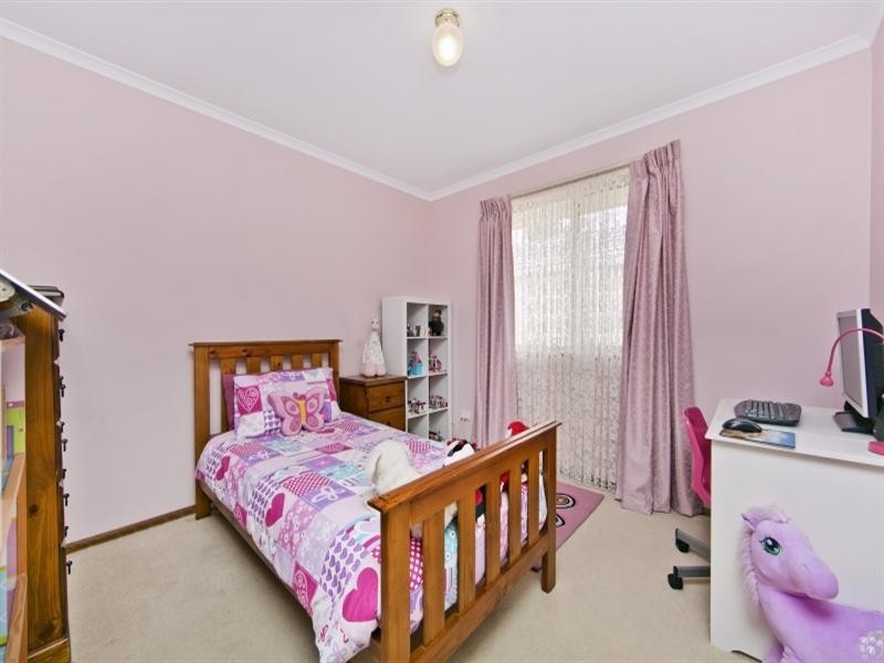 2/1 Somerset Avenue, Redwood Park SA 5097