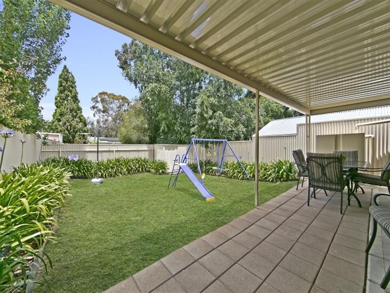 2/1 Somerset Avenue, Redwood Park SA 5097