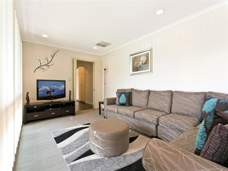 1 Carob Court, Surrey Downs SA 5126