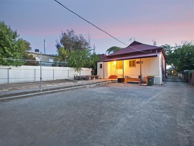 2 Charles Street, Prospect SA 5082