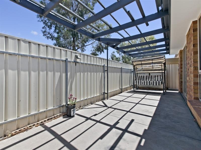 10 Tasos Drive, Munno Para West SA 5115