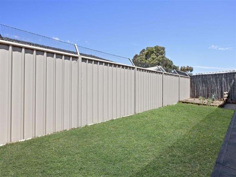 10 Tasos Drive, Munno Para West SA 5115