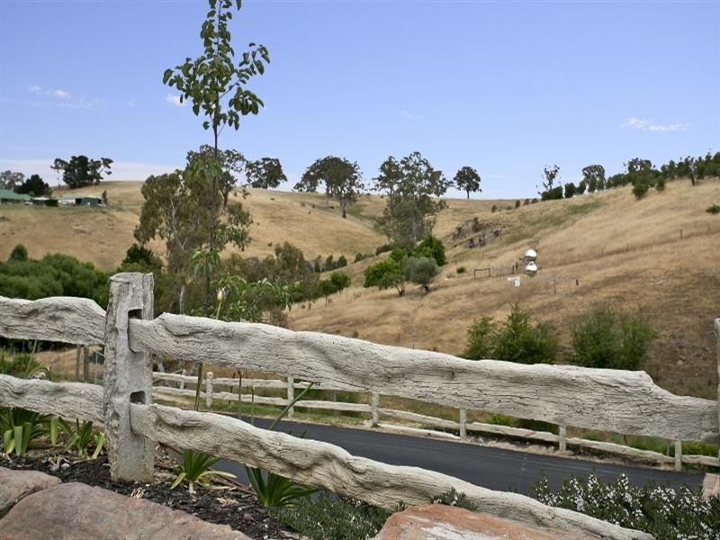 39 Amberdale Road, Houghton SA 5131