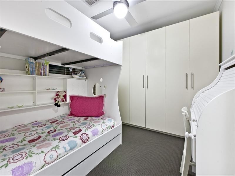 1 Wedge Street, Fairview Park SA 5126