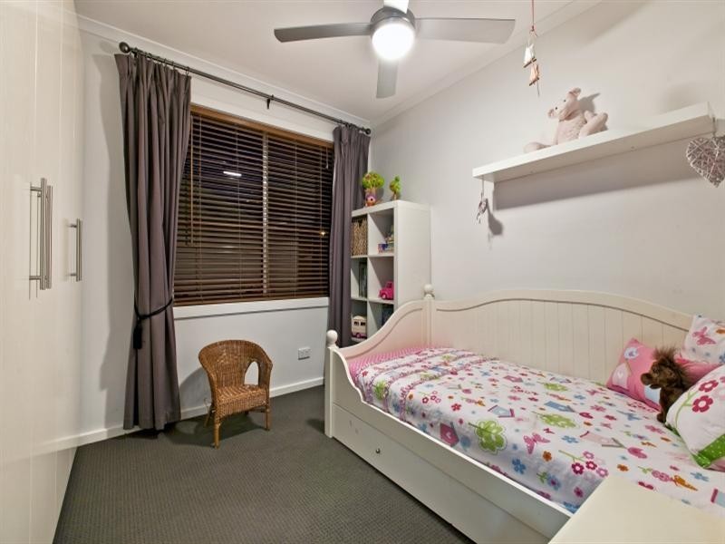 1 Wedge Street, Fairview Park SA 5126