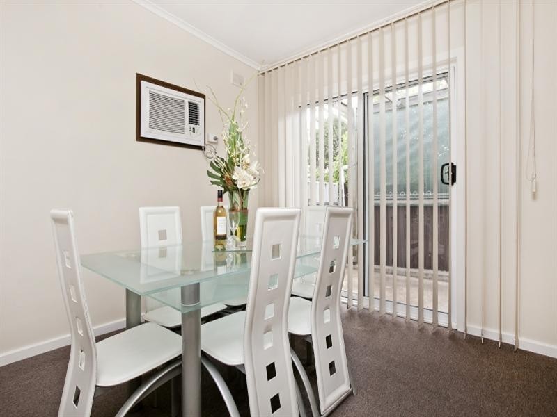 1 Parslow Road, Para Hills SA 5096