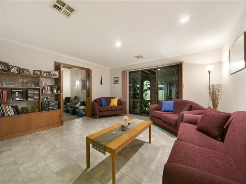 15 Cuthbert Court, Golden Grove SA 5125