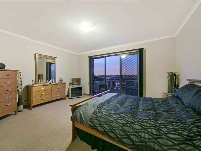 15 Cuthbert Court, Golden Grove SA 5125