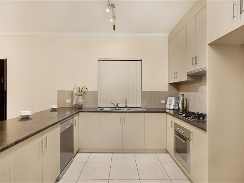 80 Shoalhaven Circuit, Mawson Lakes SA 5095