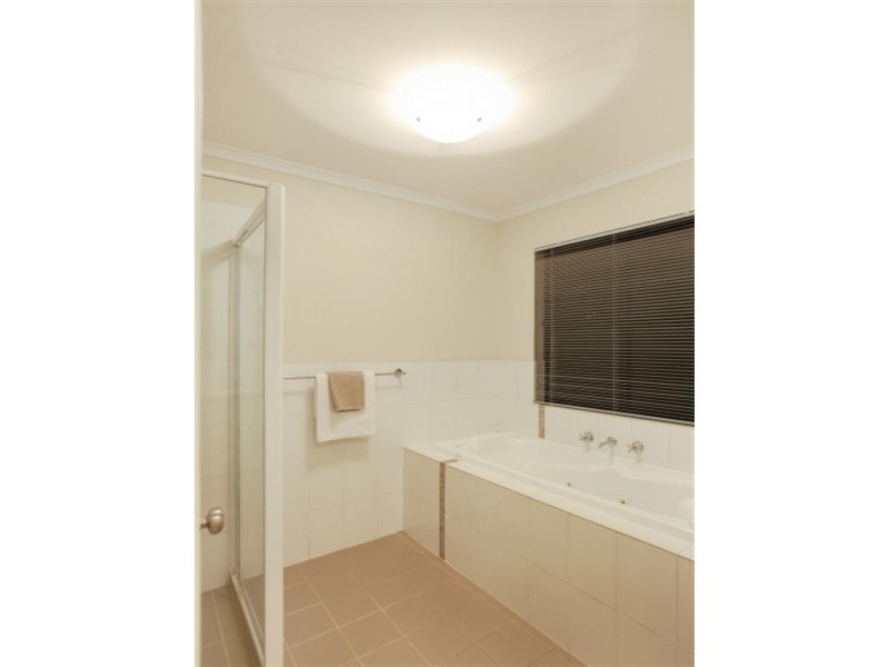 80 Shoalhaven Circuit, Mawson Lakes SA 5095