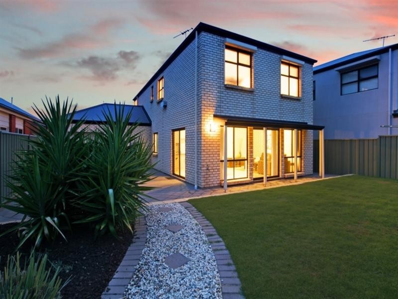 80 Shoalhaven Circuit, Mawson Lakes SA 5095