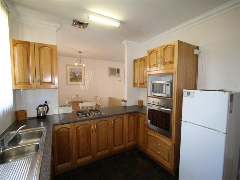 24 Glenere Drive, Modbury SA 5092