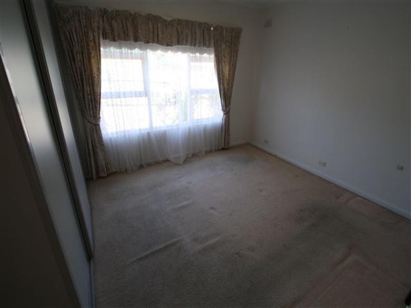 34 Pamela Drive, Para Hills SA 5096