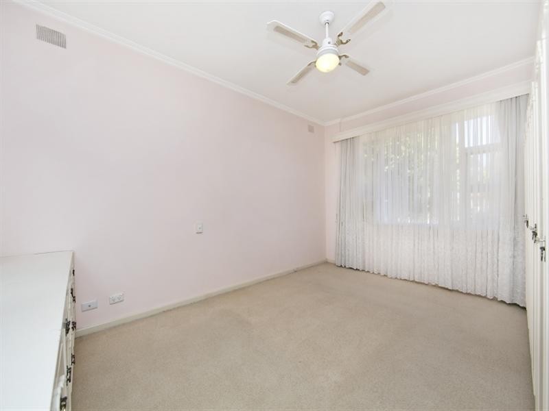 5 Salisbury Avenue, Valley View SA 5093