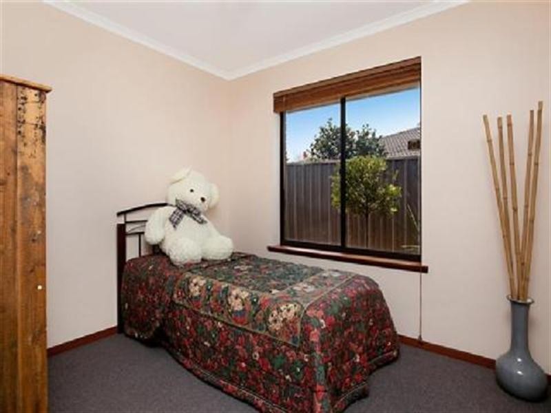 8 Essling Place, Greenwith SA 5125