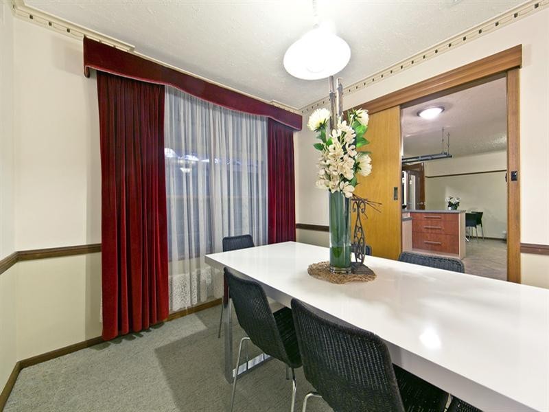 1 Warramunda Crescent, Banksia Park SA 5091