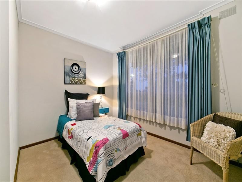 1 Warramunda Crescent, Banksia Park SA 5091