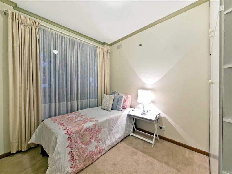 1 Warramunda Crescent, Banksia Park SA 5091