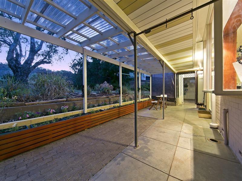 1 Warramunda Crescent, Banksia Park SA 5091