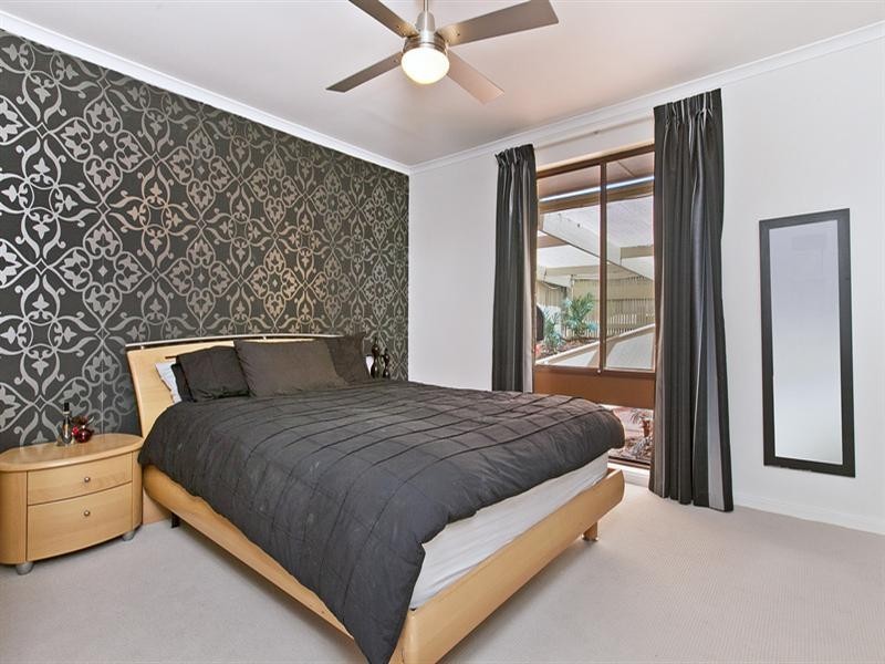 7 Ariadne Crescent, Modbury Heights SA 5092