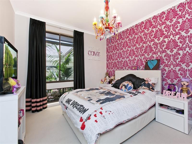 7 Ariadne Crescent, Modbury Heights SA 5092