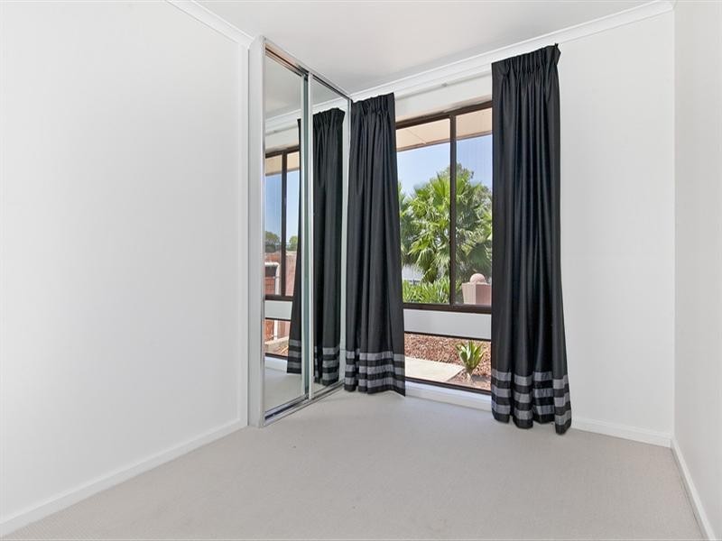 7 Ariadne Crescent, Modbury Heights SA 5092