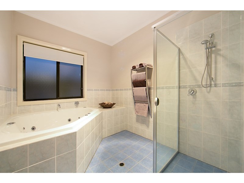 38 Rifle Range Road, Greenwith SA 5125