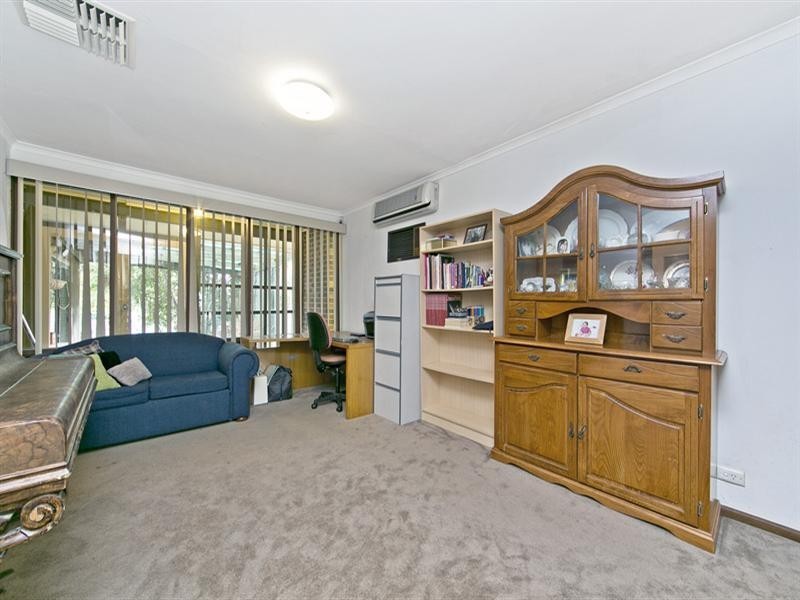 445 Wright Road, Valley View SA 5093