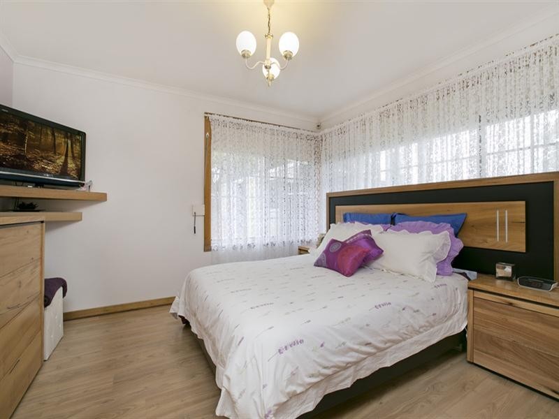 22 Kosmina Crescent, Hillbank SA 5112