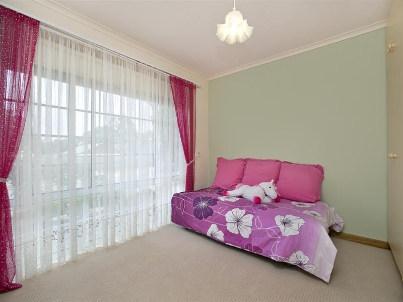 22 Kosmina Crescent, Hillbank SA 5112