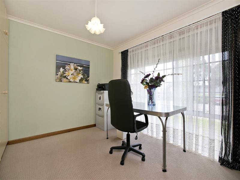 22 Kosmina Crescent, Hillbank SA 5112