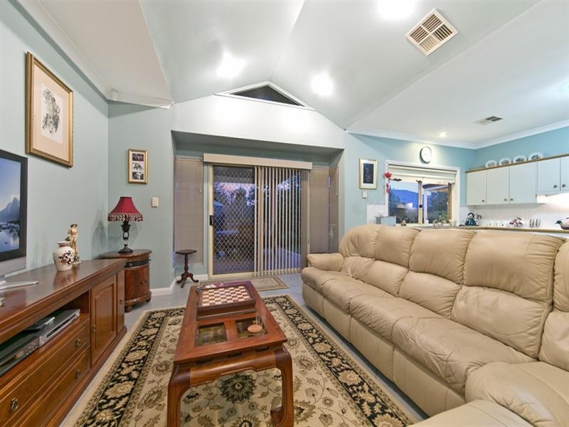 15 Baynes Court, Greenwith SA 5125