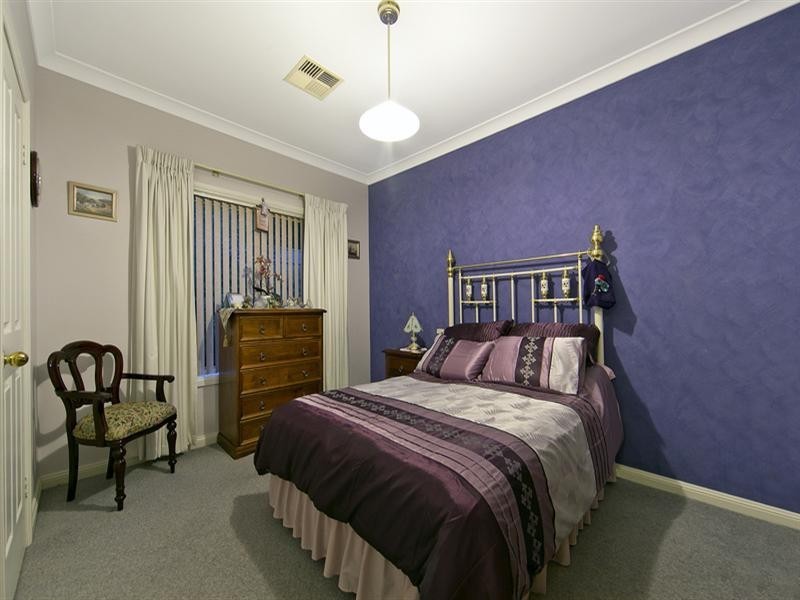 15 Baynes Court, Greenwith SA 5125