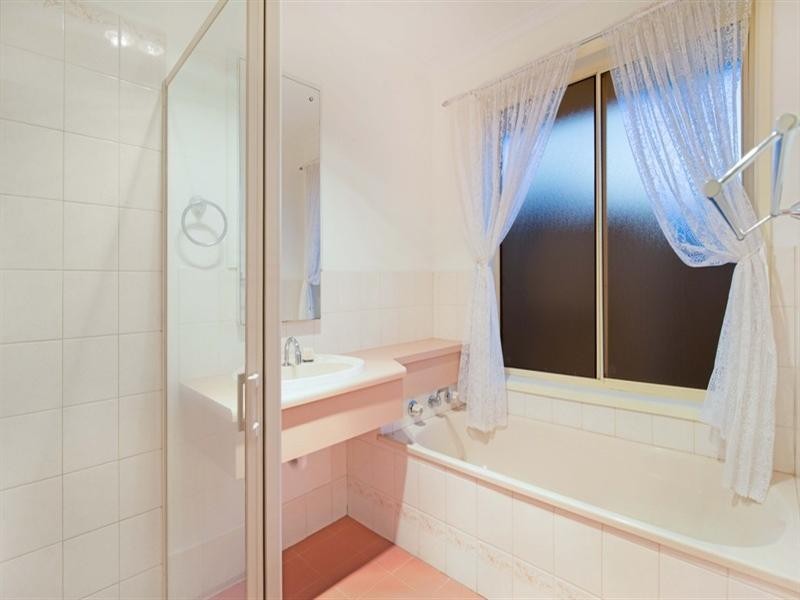 11 Yellow Wood Court, Greenwith SA 5125