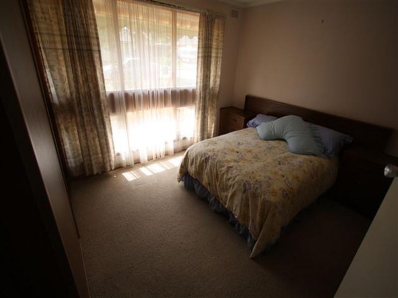 7 Carnarvon Avenue, Redwood Park SA 5097