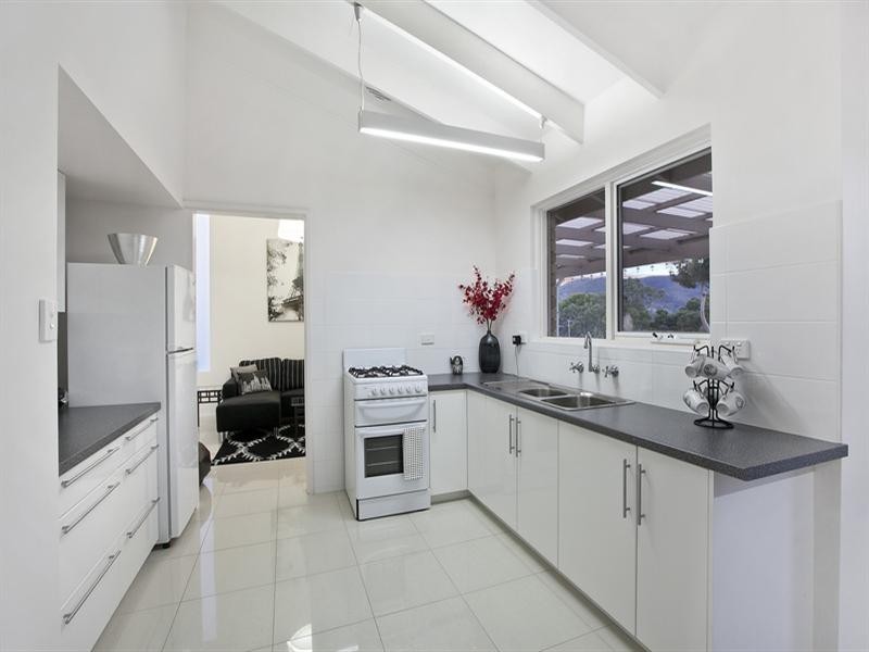 83 Valley View Drive, Highbury SA 5089