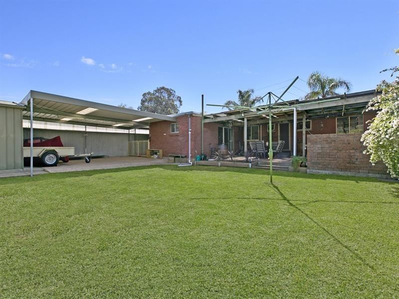 36 Eyre Crescent, Valley View SA 5093