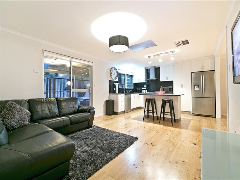 58 Landal Boulevard, Redwood Park SA 5097
