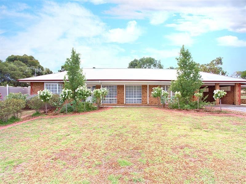 22 Blue Gum Court, Cockatoo Valley SA 5351