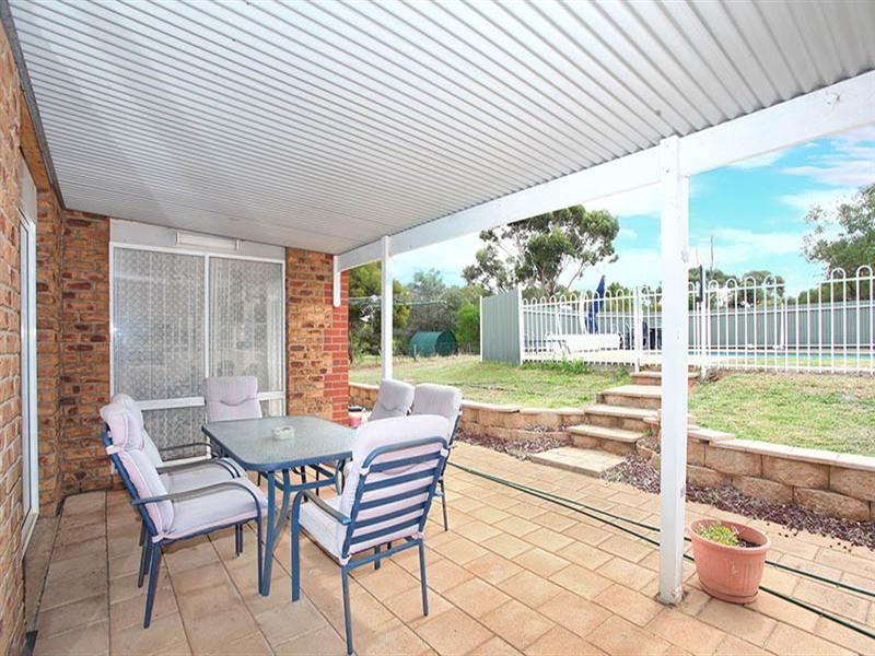 22 Blue Gum Court, Cockatoo Valley SA 5351