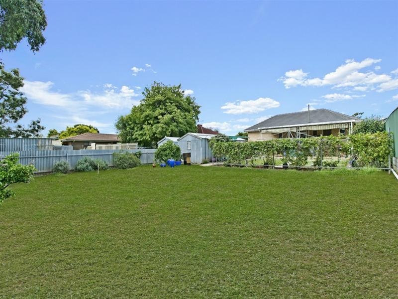 9 Stroud Street, Clearview SA 5085
