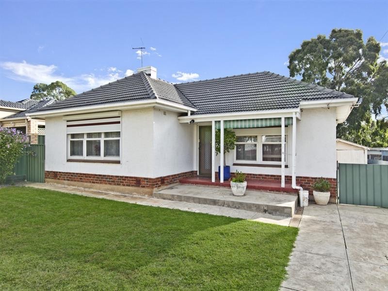9 Stroud Street, Clearview SA 5085